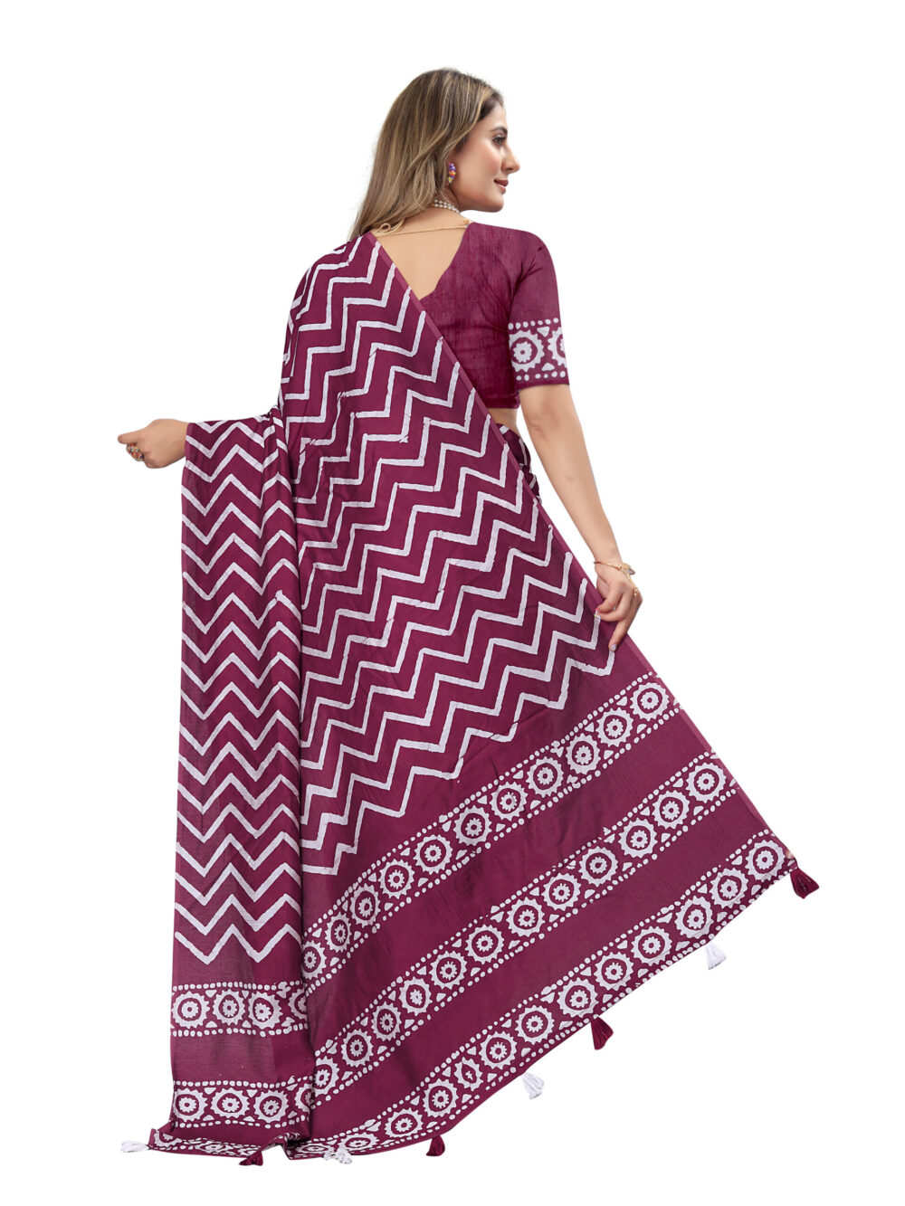 ZIG-ZAG HAND WAX BATIK SAREE - Image 4