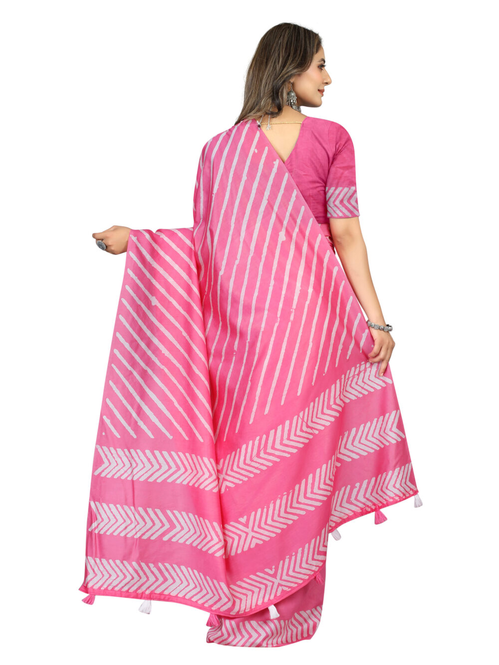 HAND WAX BATIK SAREE WITH DIAGONAL STRIPES - Image 4