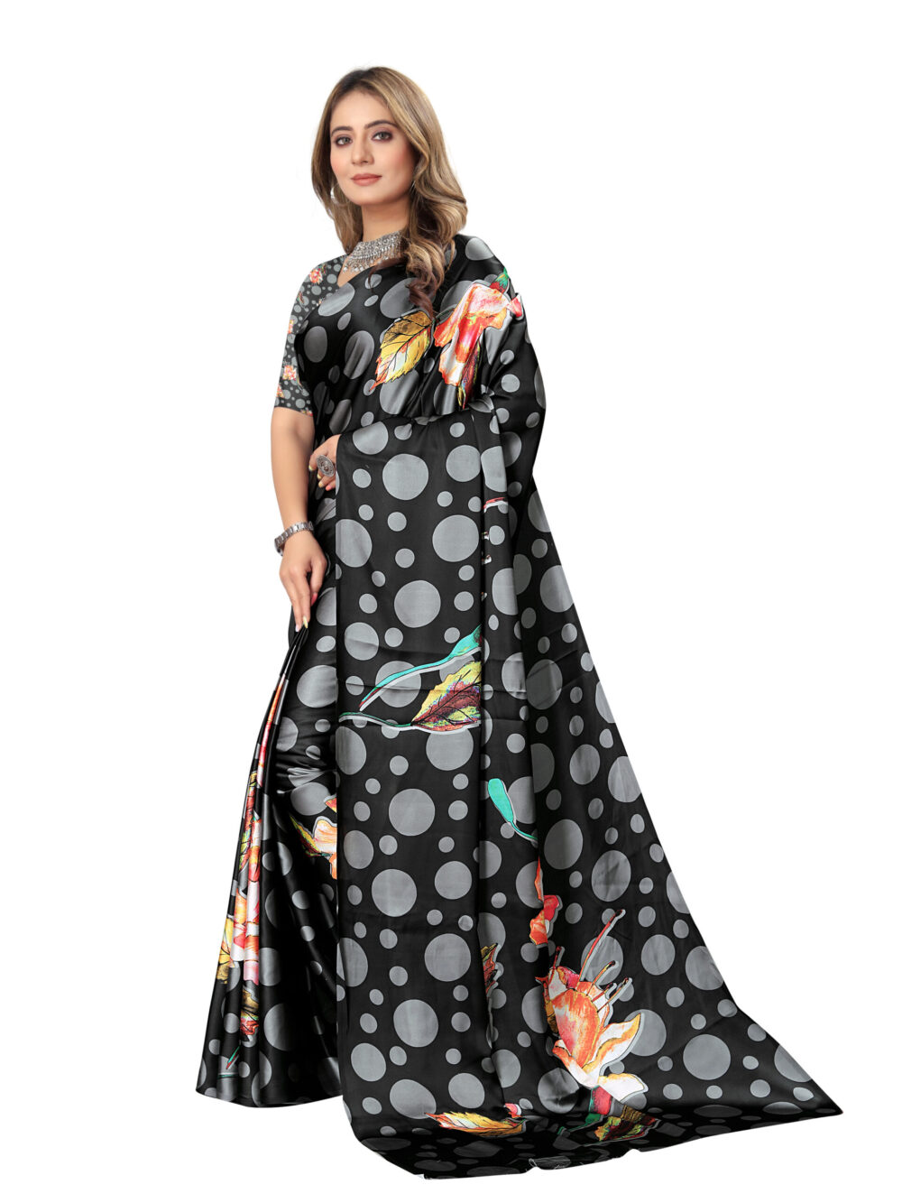 MIDNIGHT BLOOM CRAPE SAREE - Image 2