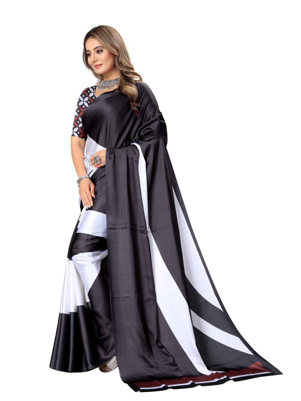 NAUTICAL ELEGENCE JAPANESE CRAPE SAREE - Image 2