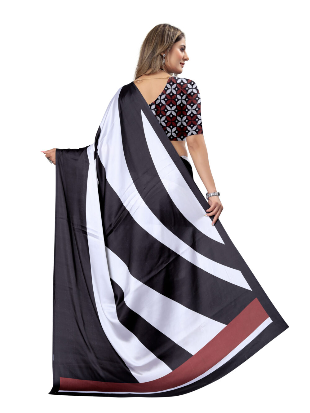 NAUTICAL ELEGENCE JAPANESE CRAPE SAREE - Image 4