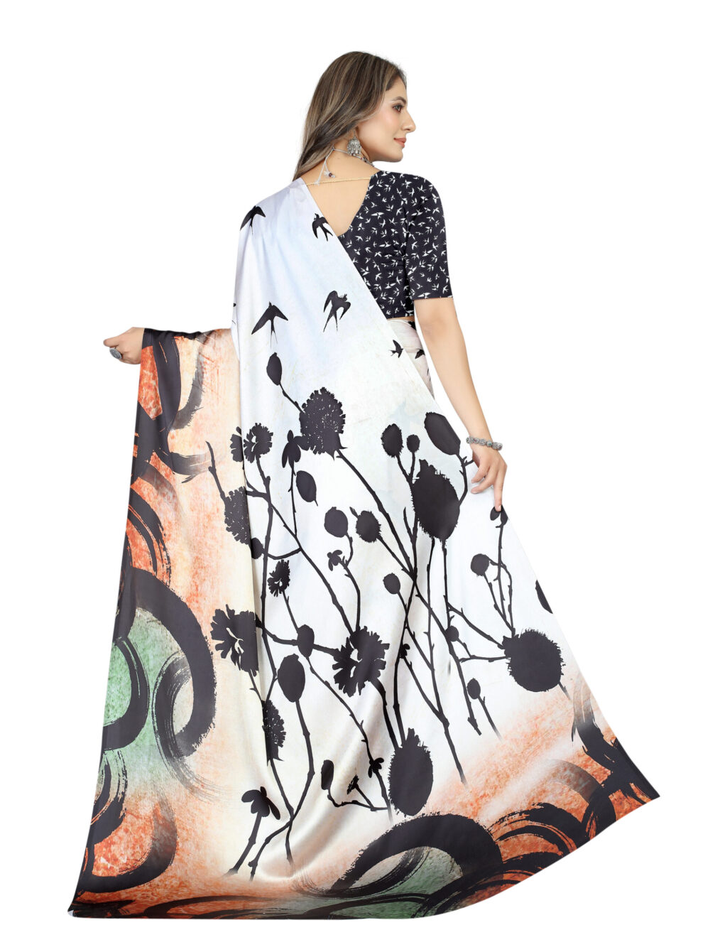 WHISPERING WINDS JAPANESE CRAPE SAREE - Image 4
