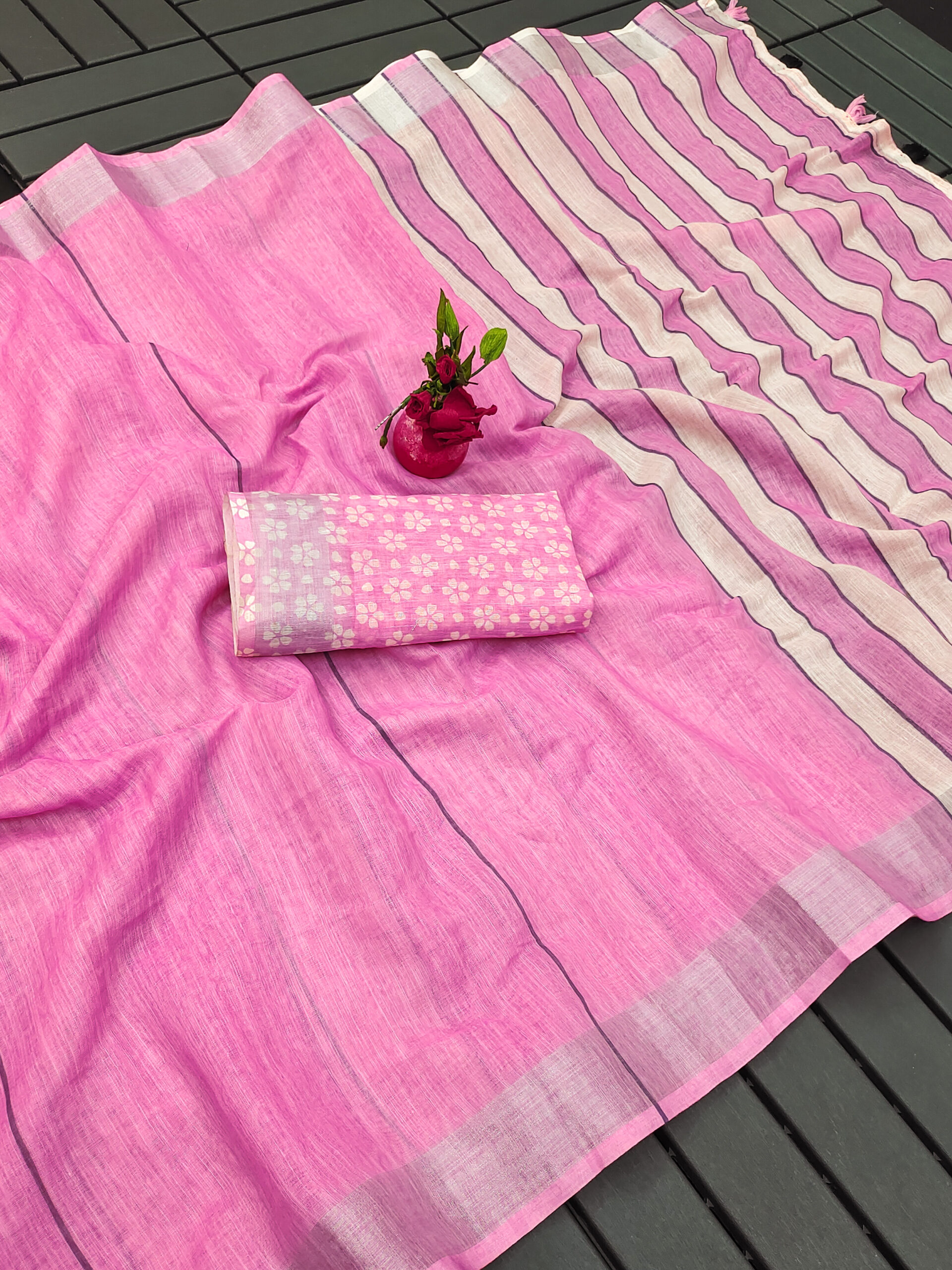 BLUSH BREEZE LINEN COTTON SAREE - Image 6