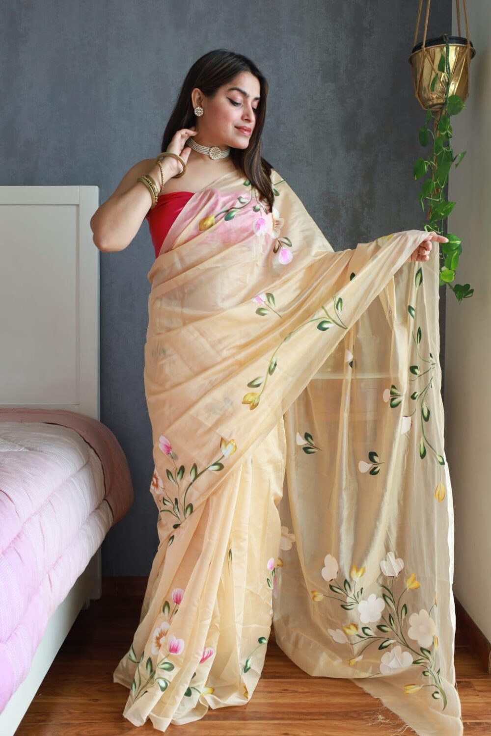 SOFT BEIGE HAND PAINTED ORGANZA SAREE - Image 6
