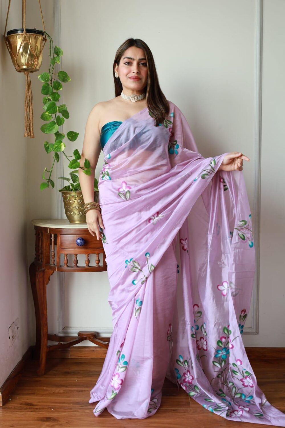 LAVENDER BLOOM HAND PAINTED ORGANZA SAREE - Image 3